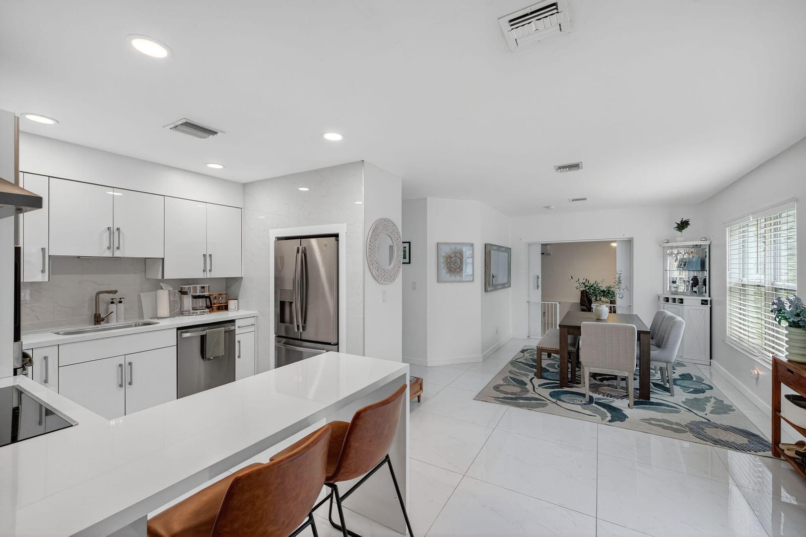 1708 NE 16th Terrace — photo 9