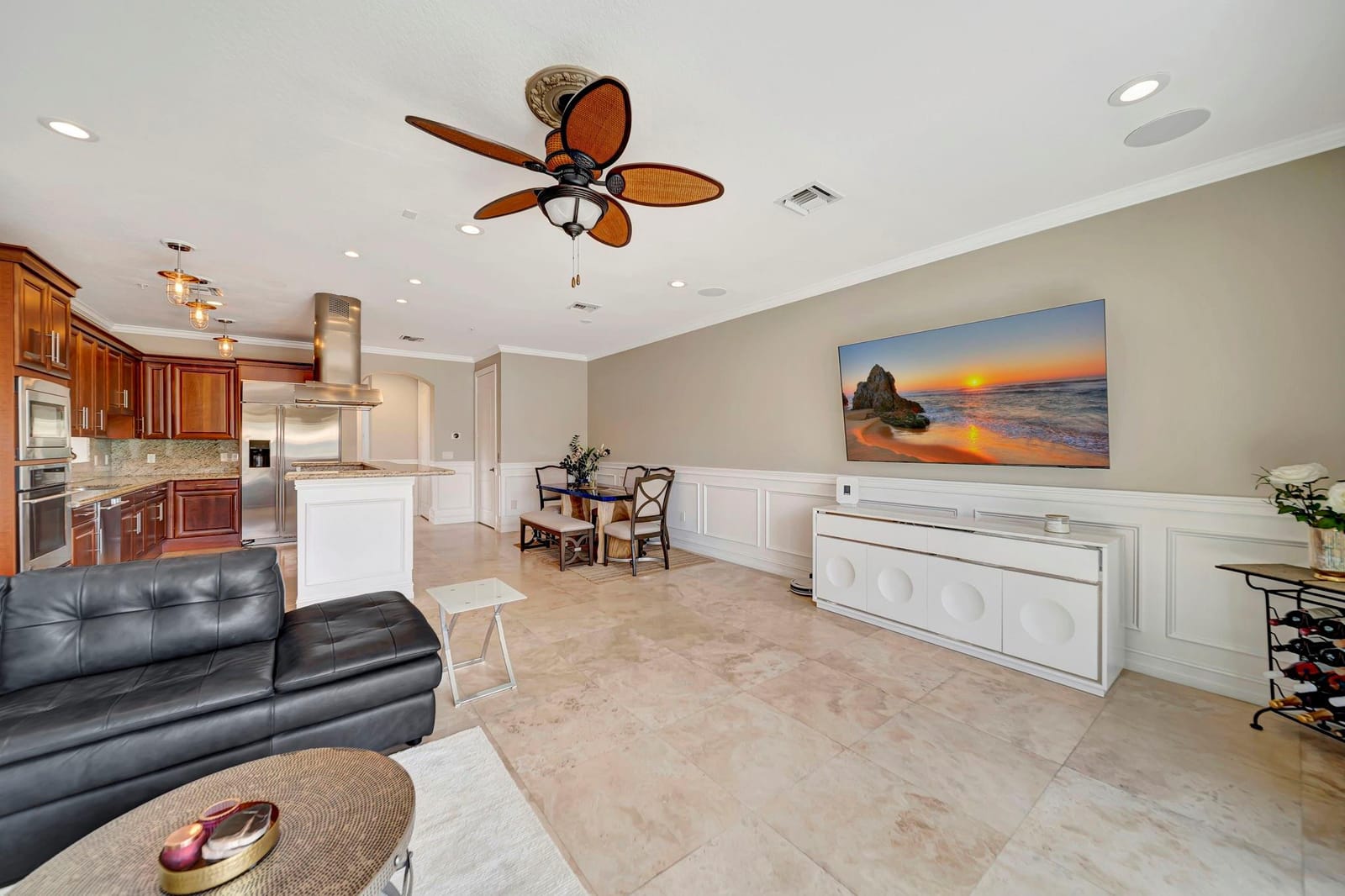 1368 Bayview Drive — photo 12