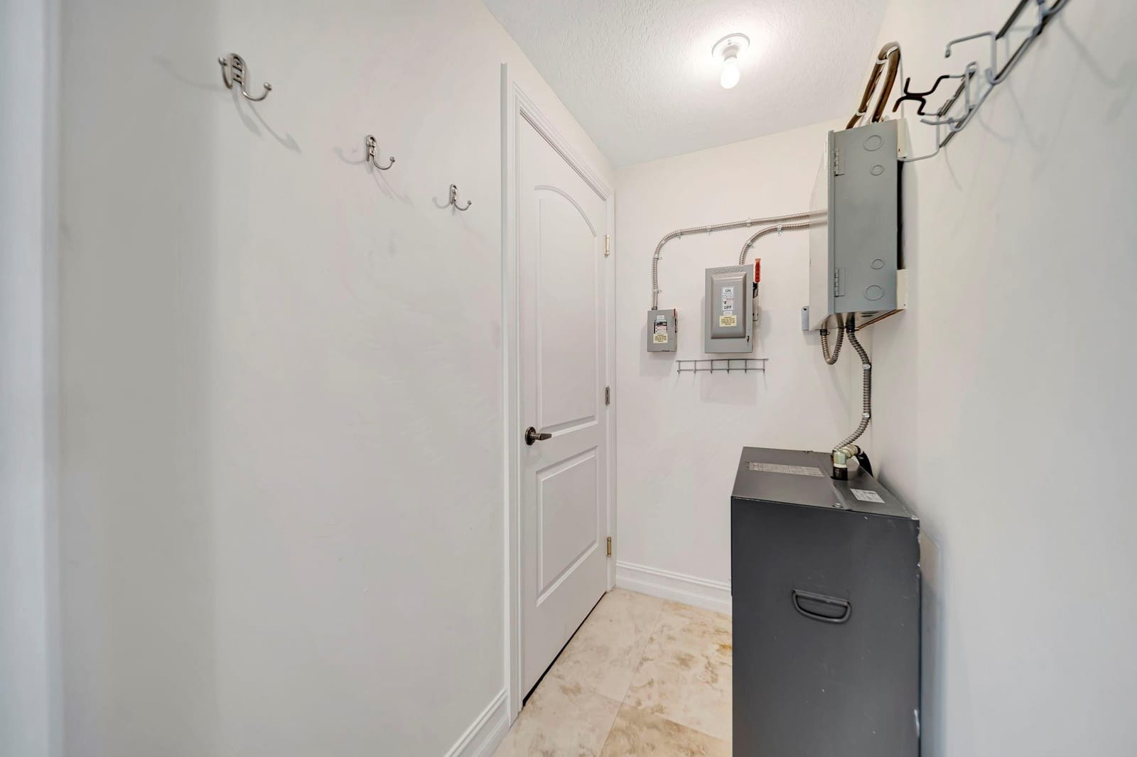 1368 Bayview Drive, Fort Lauderdale, FL 33304 photo 25