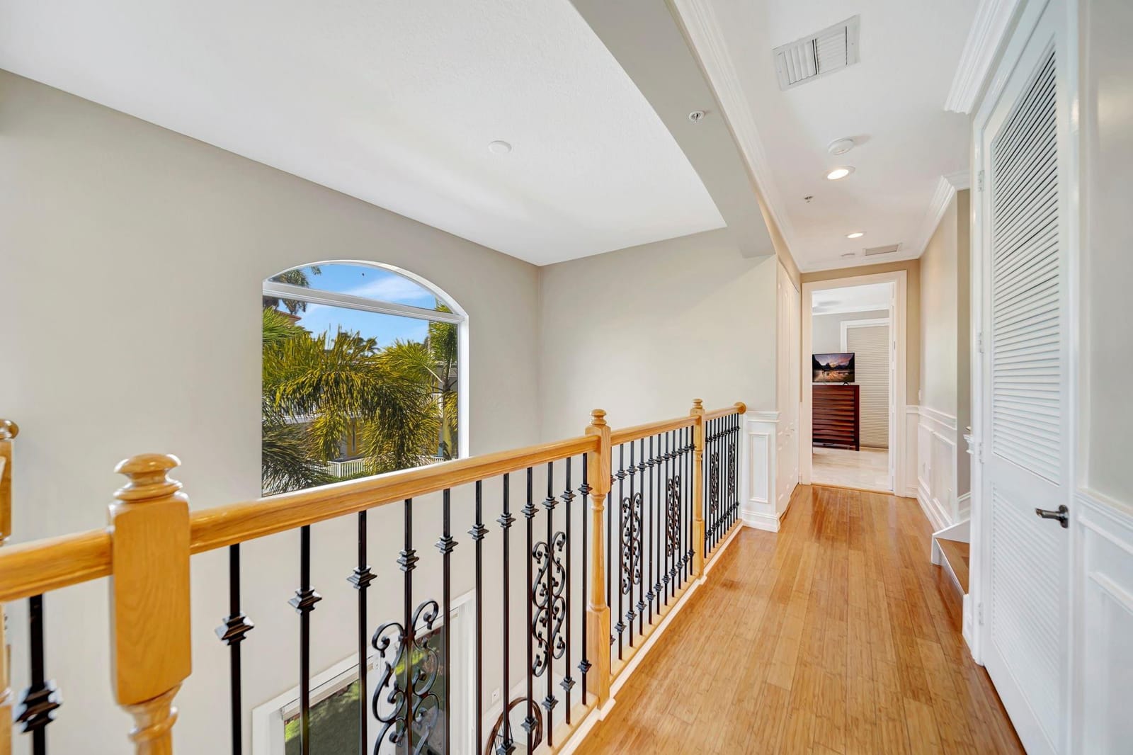 1368 Bayview Drive, Fort Lauderdale, FL 33304 photo 27