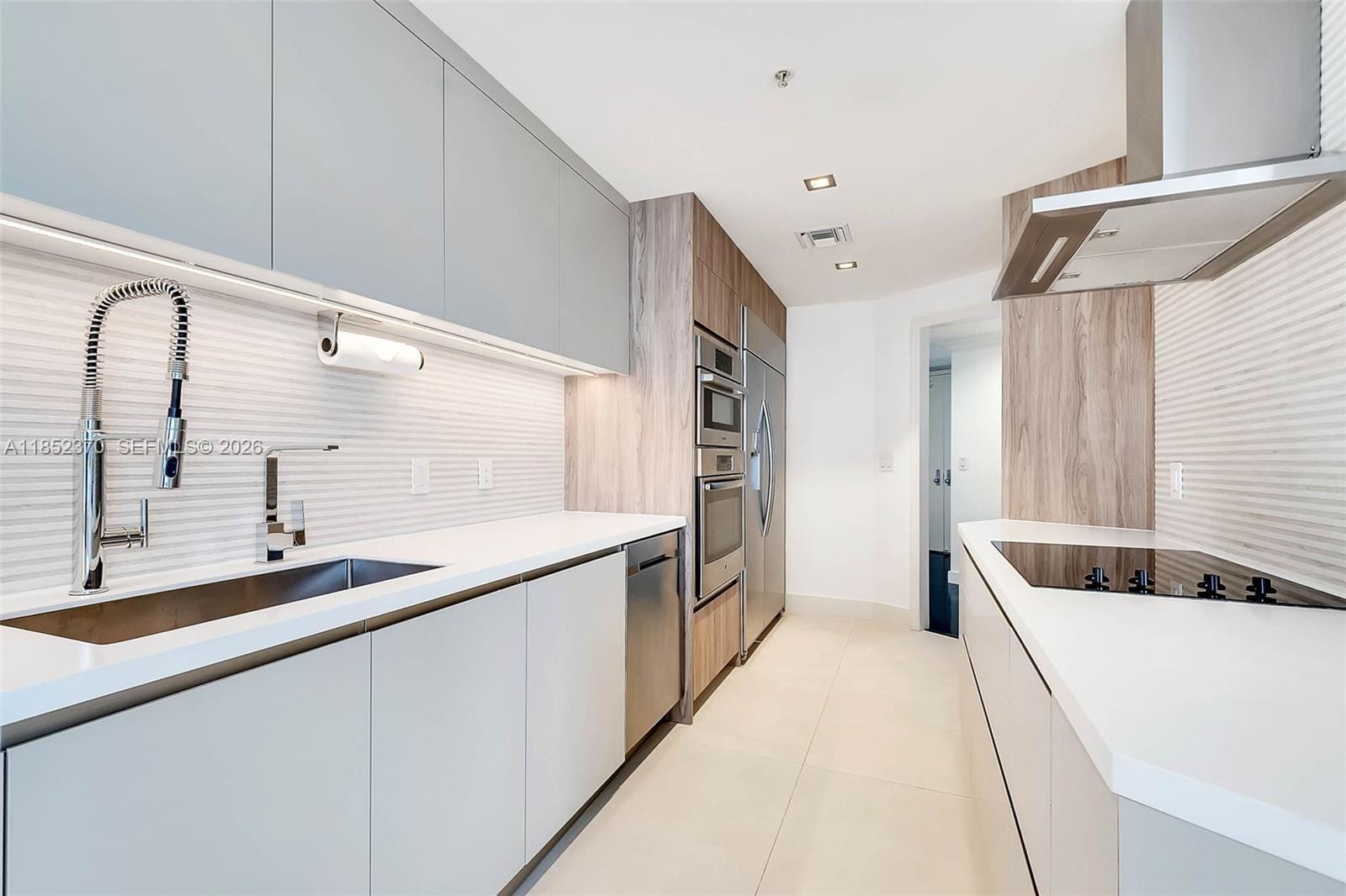 848 Brickell Key Drive 1906 — photo 11