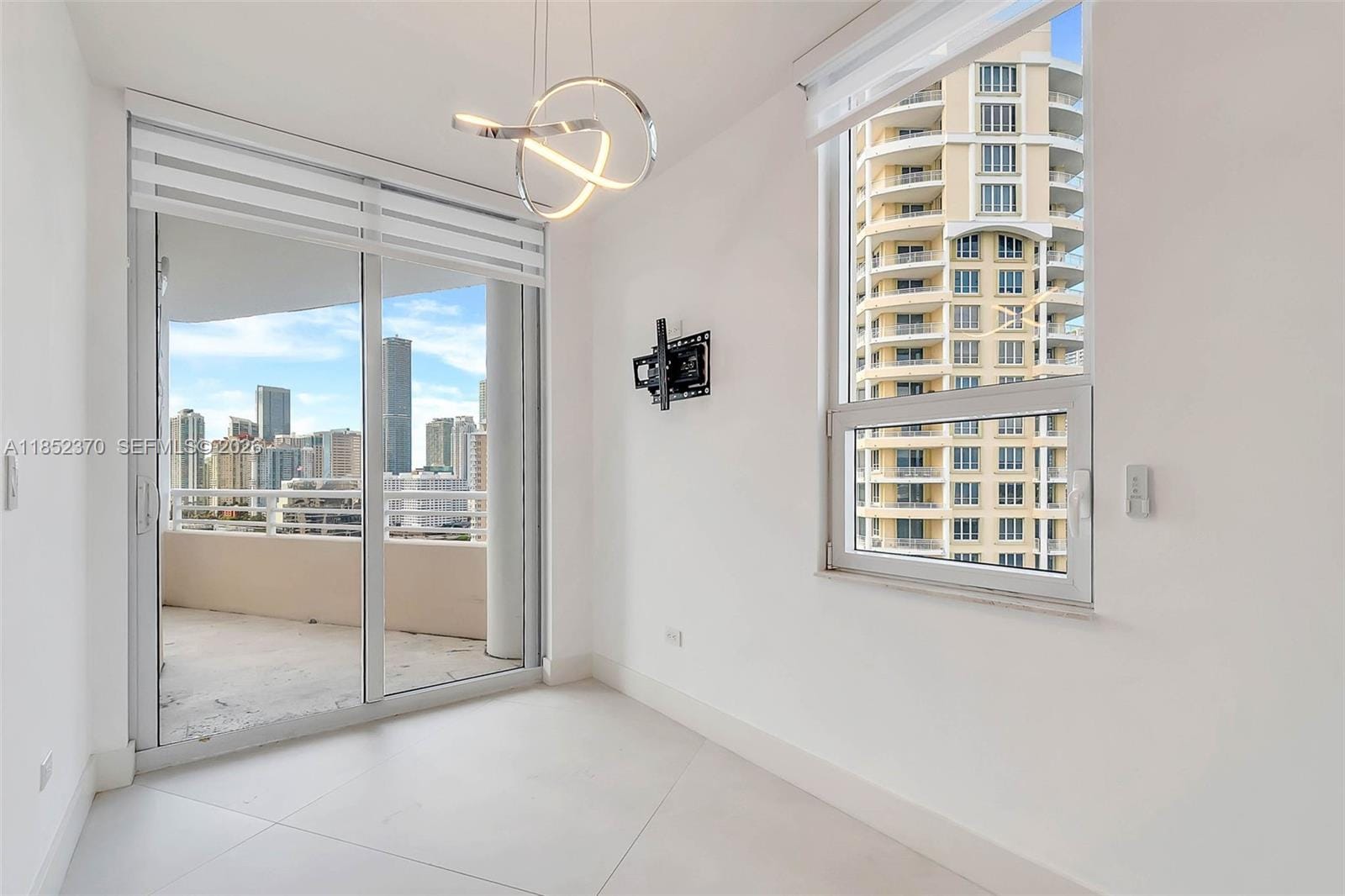848 Brickell Key Drive 1906, Miami, FL 33131 photo 13