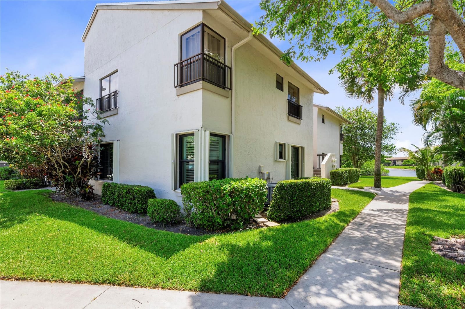 3665 NW 35th Street 1674 — photo 9