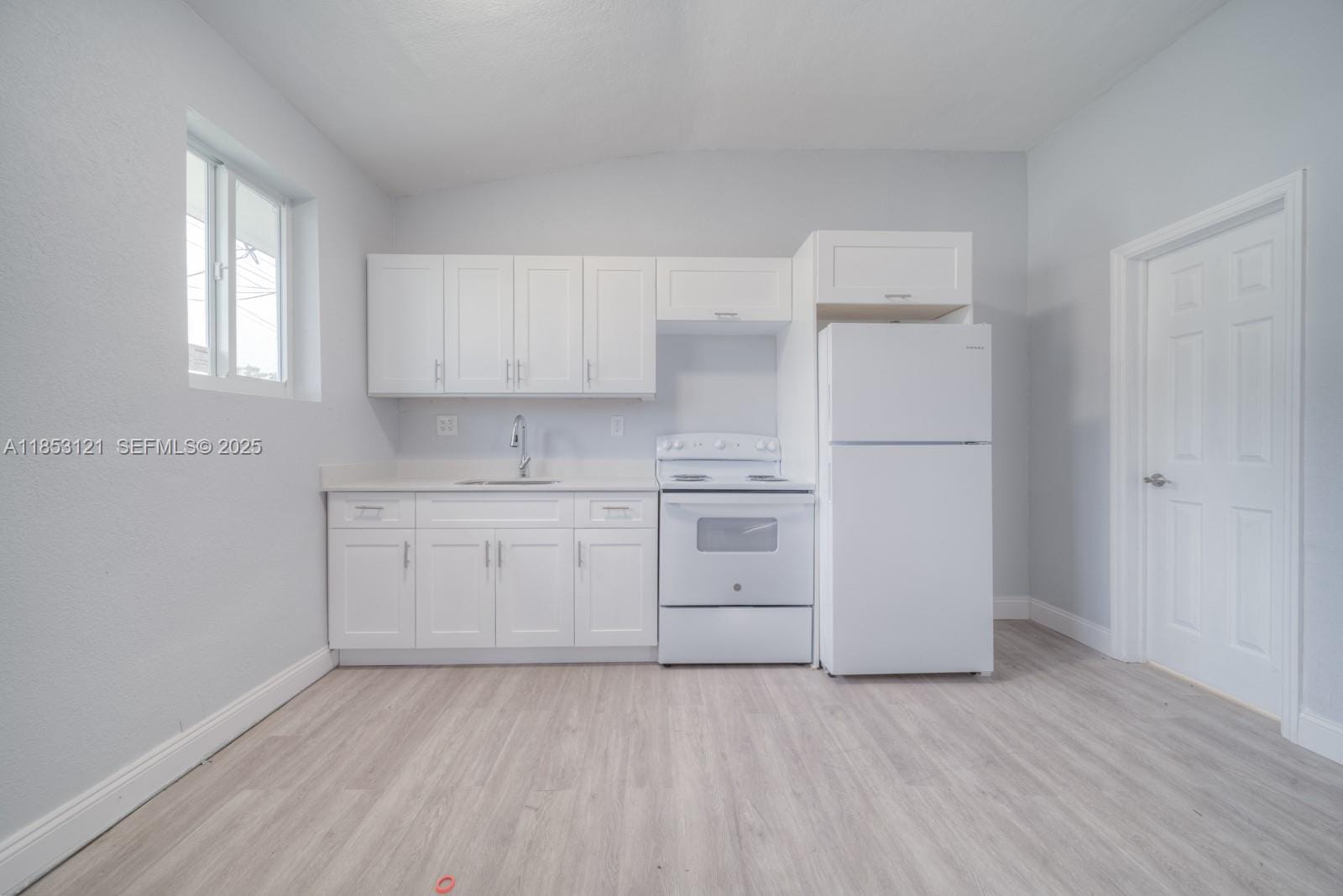 17715 SW 103rd Avenue 17715 — photo 9