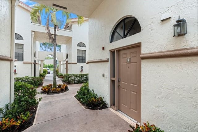 5217 Brisata Circle K, sold in Platina, Boynton Beach, FL
