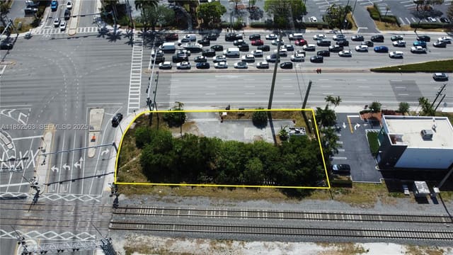 18560 Biscayne Boulevard, Aventura, FL 33180