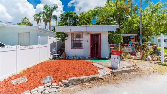 2255 NE 137th Street, sold in Trailer City, North Miami Beach, FL