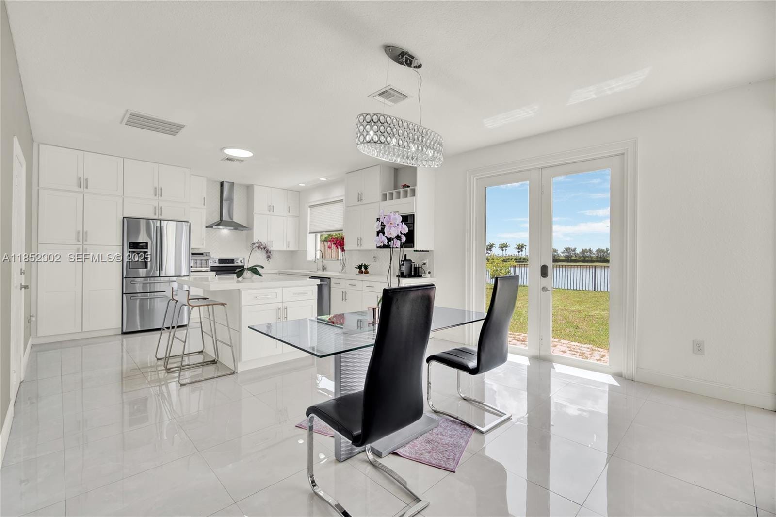 557 SE 37th Place, Homestead, FL 33033
