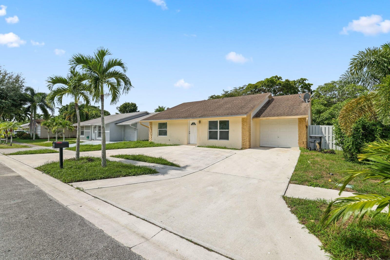 6009 Triphammer Road, Lake Worth, FL 33463 photo 2