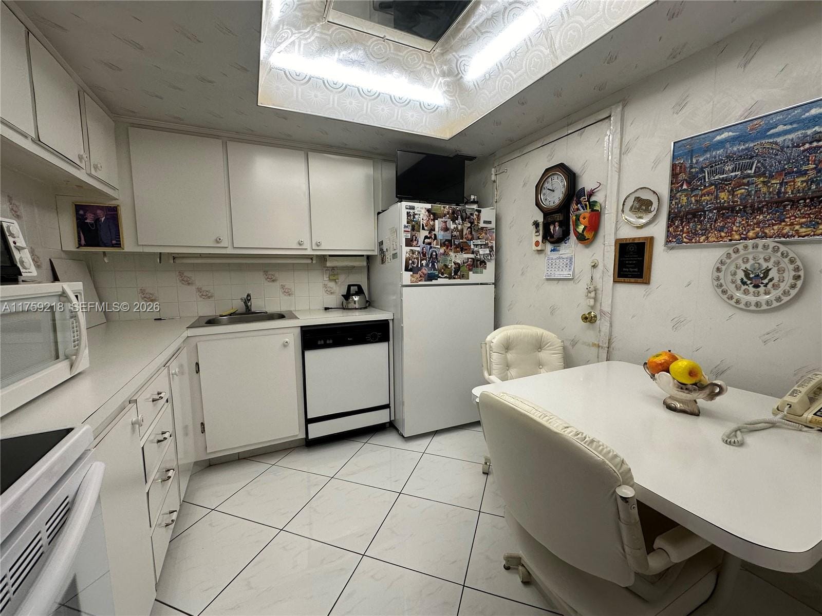 3180 S Ocean Drive 522, Hallandale Beach, FL 33009 photo 11