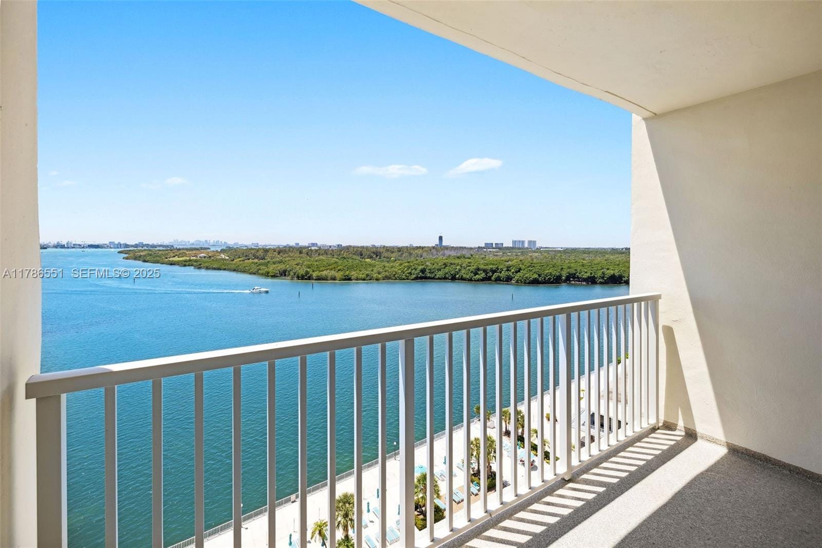 300 Bayview Drive 1214, Sunny Isles Beach, FL 33160 photo 9