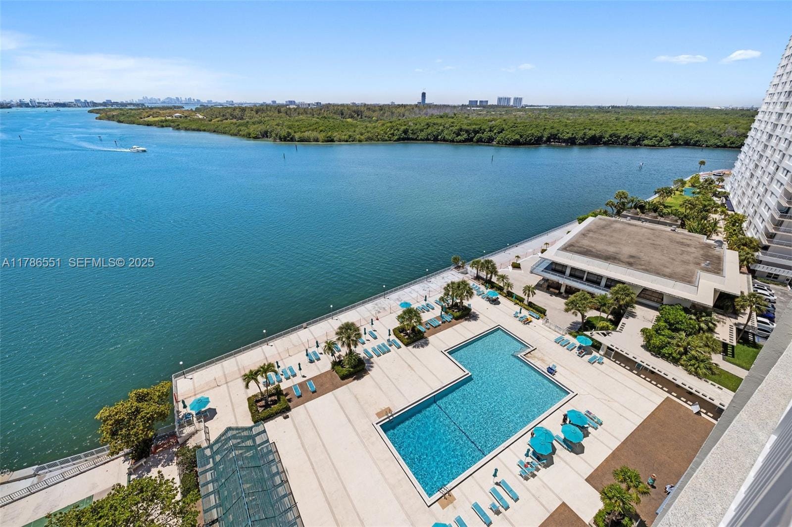 300 Bayview Drive 1214, Sunny Isles Beach, FL 33160 photo 10