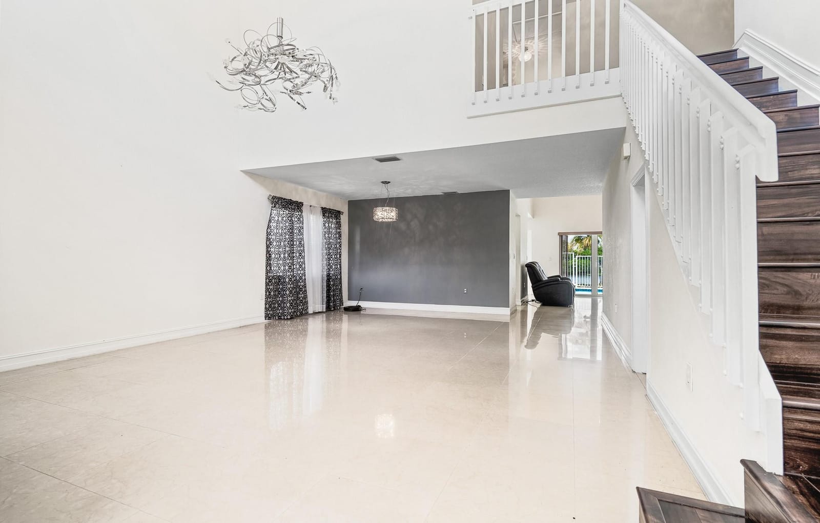 1403 NW 129th Way — photo 11