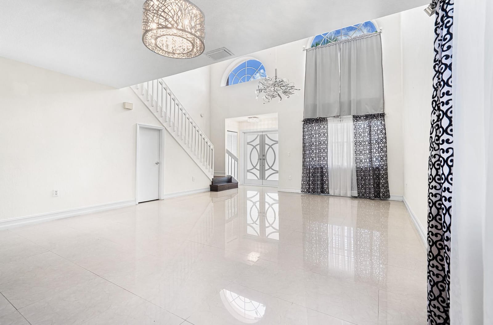 1403 NW 129th Way — photo 10