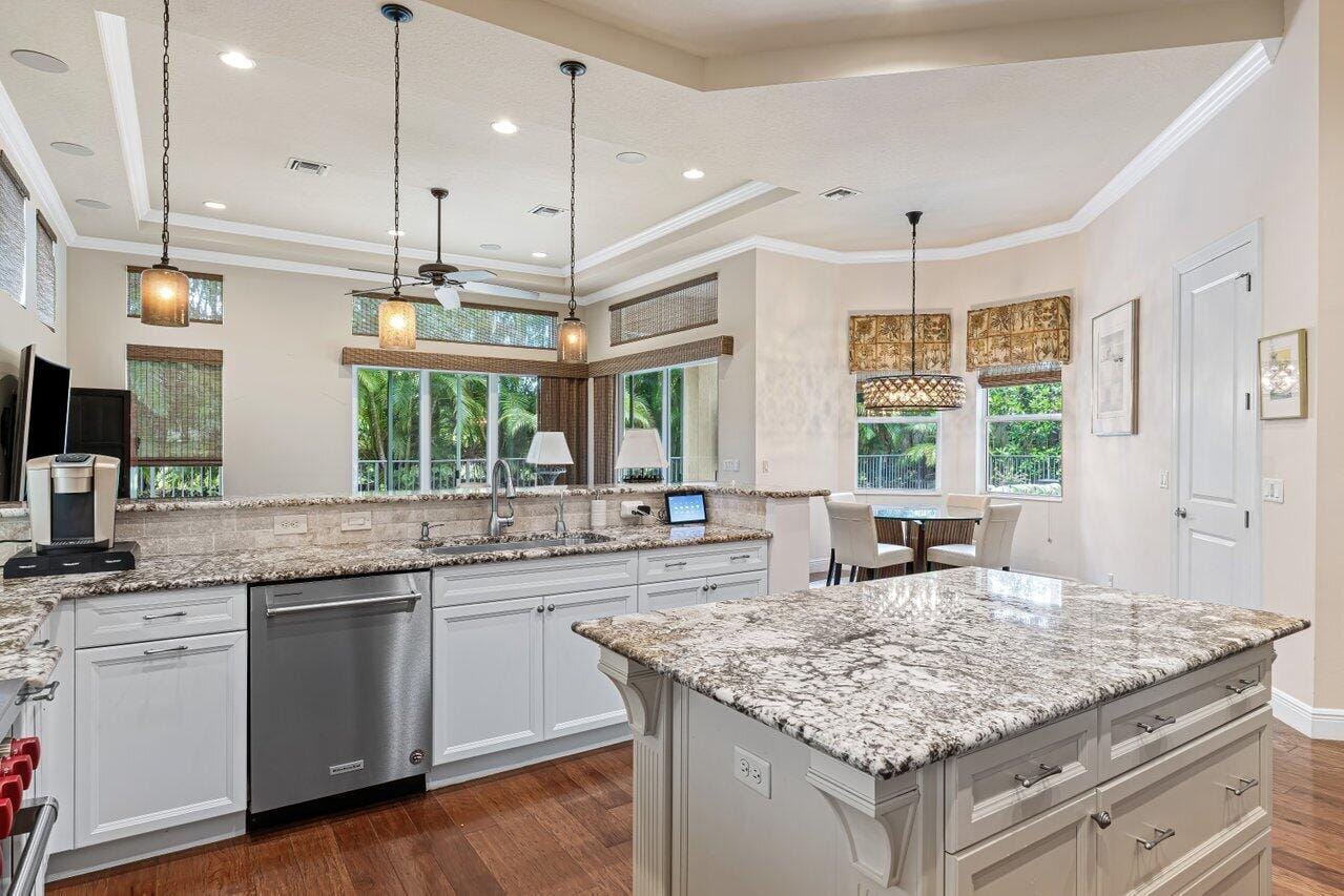 6464 Bellamalfi Street, Boca Raton, FL 33496 photo 5