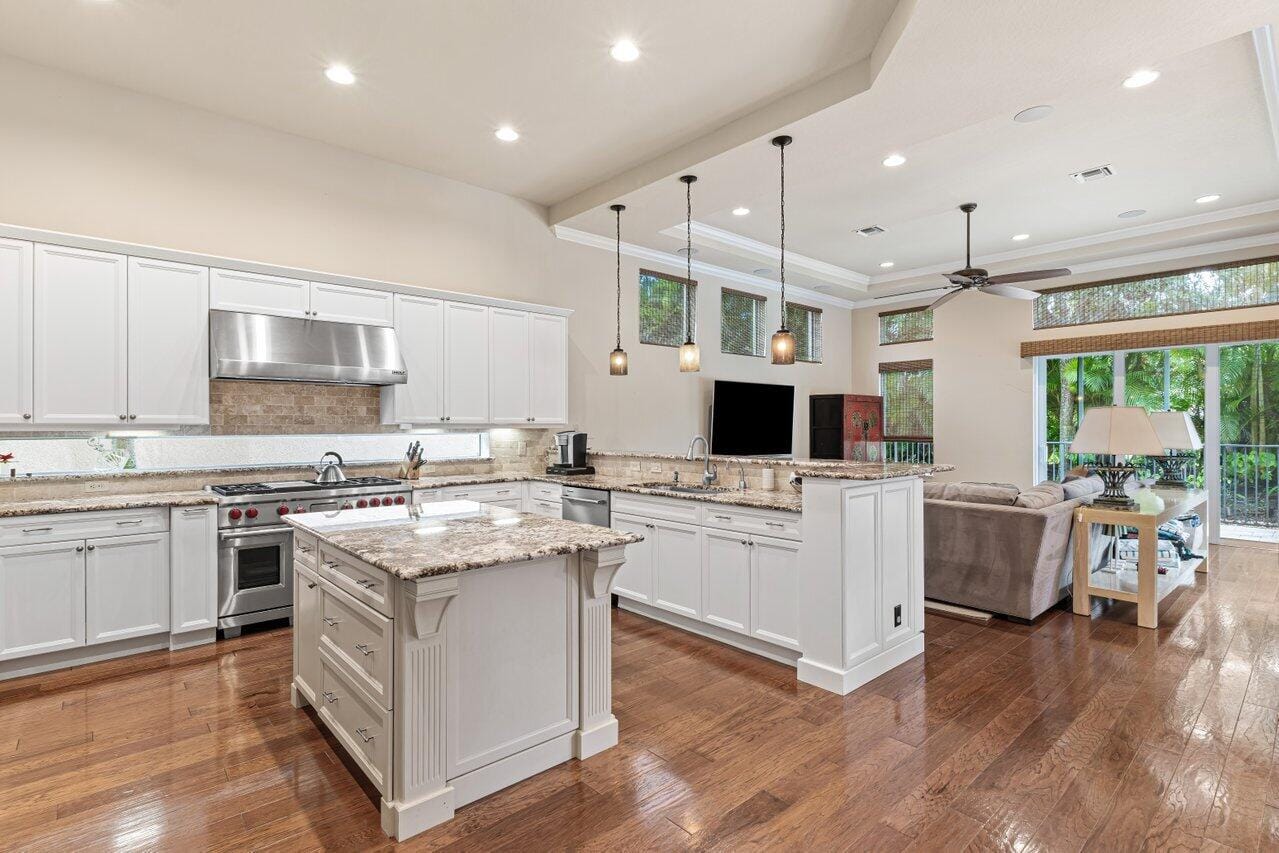 6464 Bellamalfi Street, Boca Raton, FL 33496 photo 6