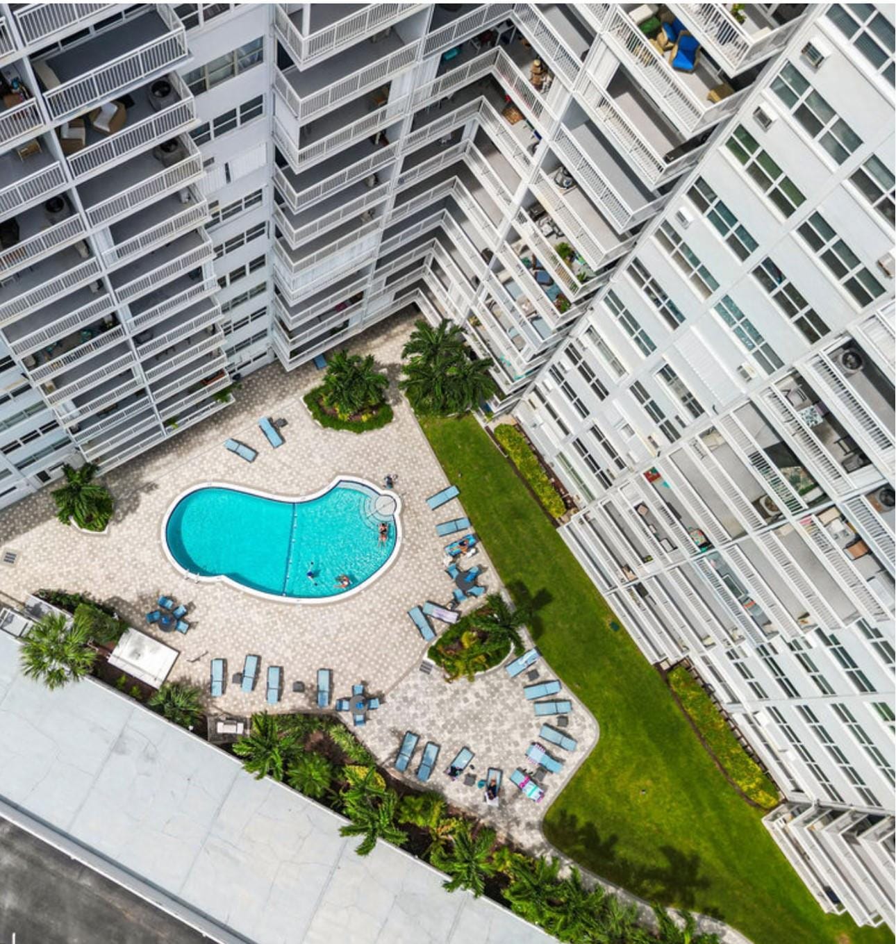 1920 S Ocean Drive 1002 — photo 5