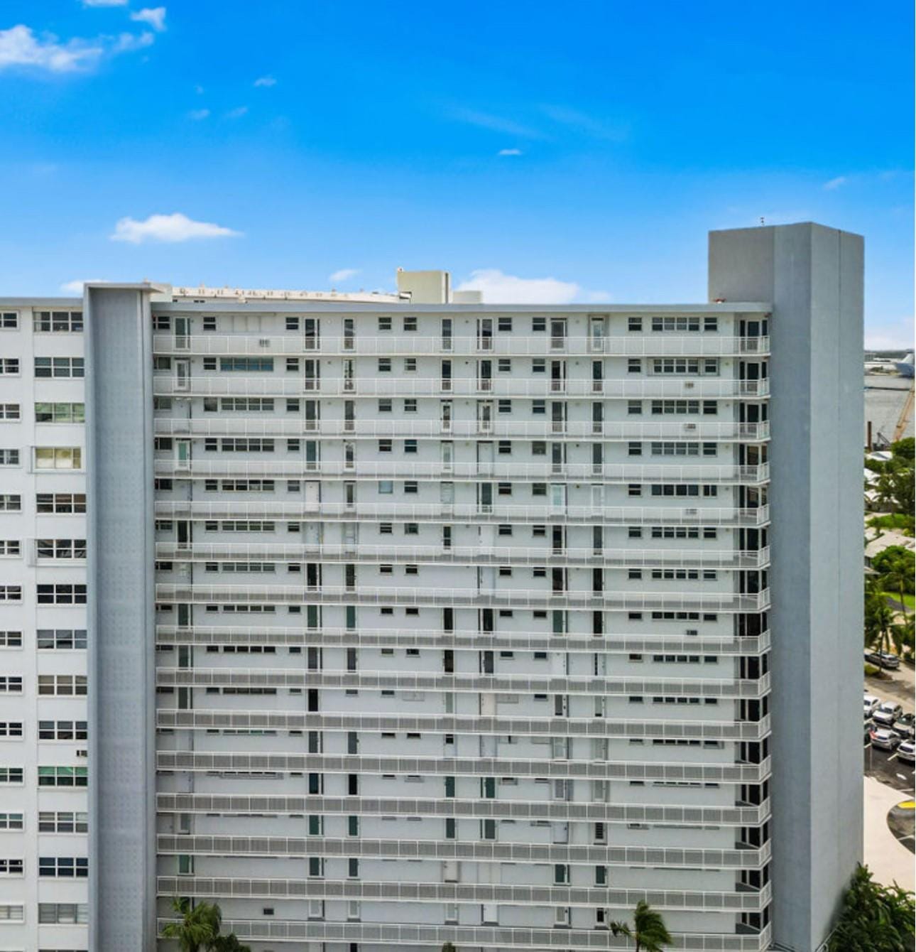 1920 S Ocean Drive 1002 — photo 6