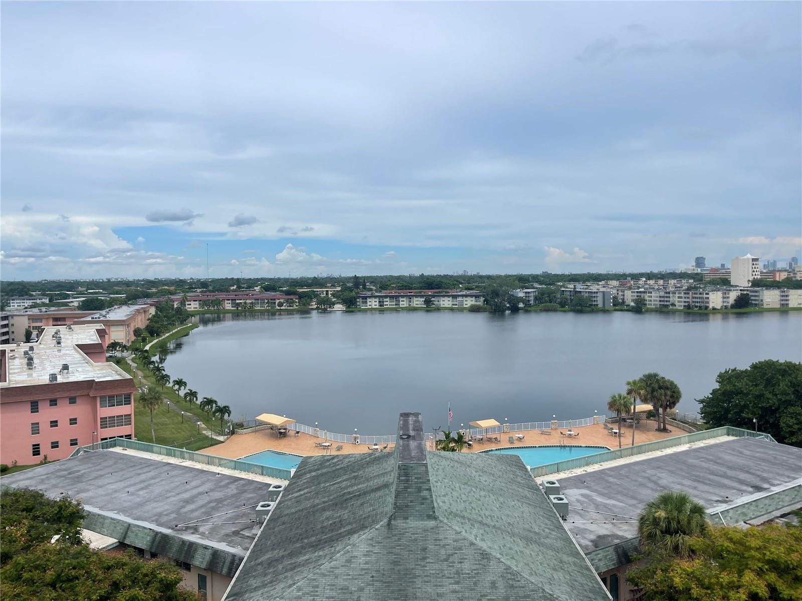1401 NE Miami Gardens Drive 988 — photo 4