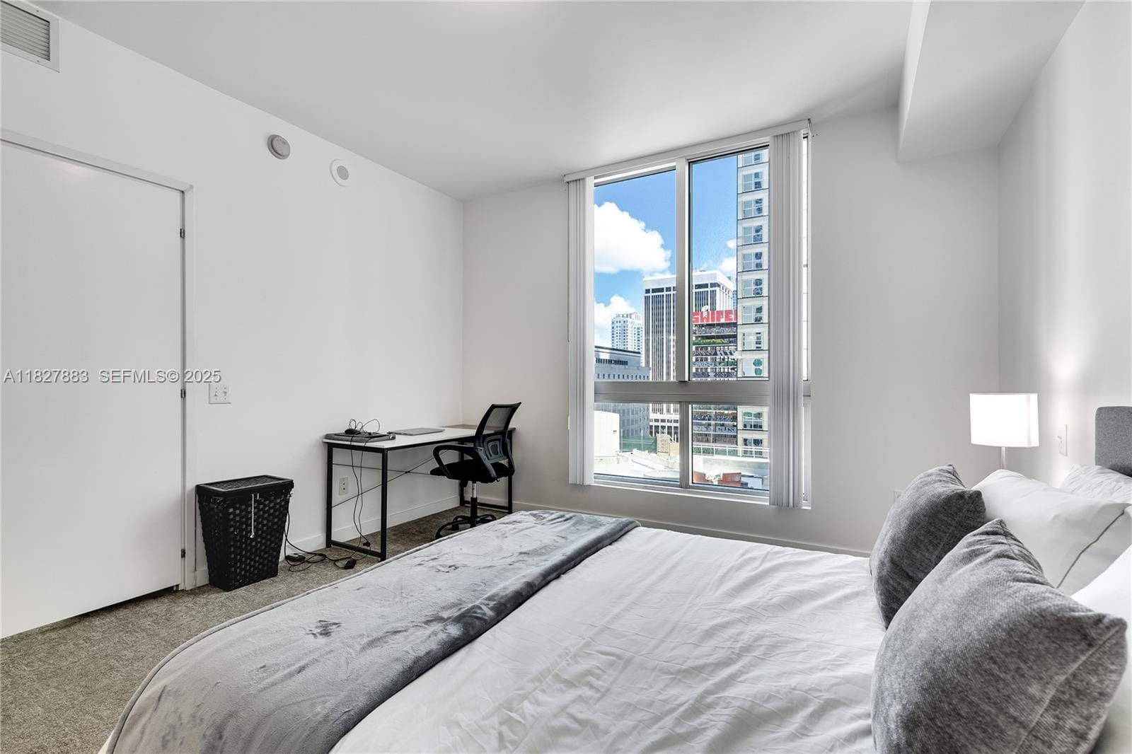 300 S Biscayne Boulevard T-1403, Miami, FL 33131 photo 14