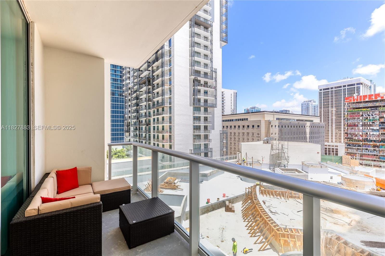 300 S Biscayne Boulevard T-1403, Miami, FL 33131 photo 17