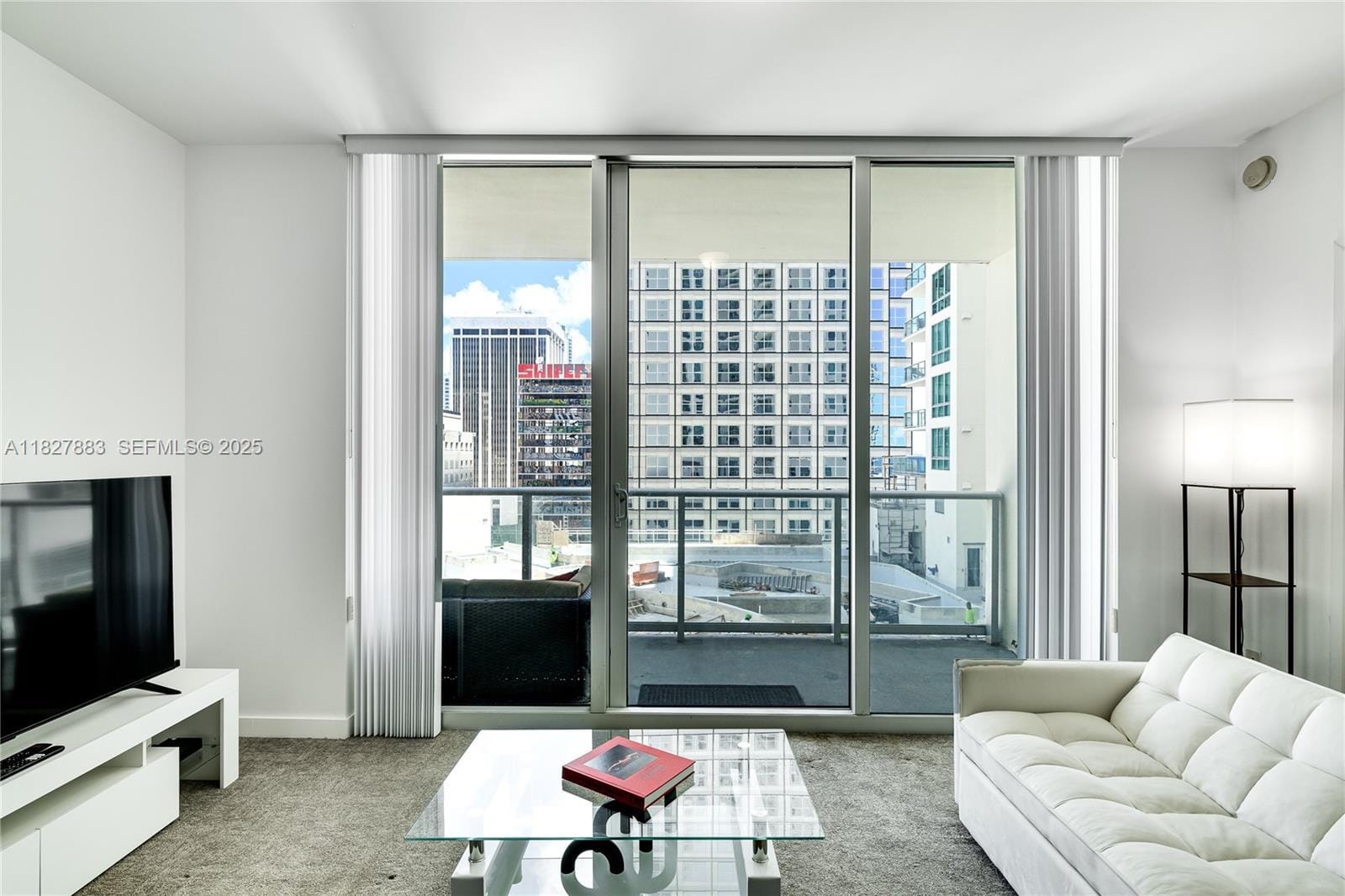 300 S Biscayne Boulevard T-1403, Miami, FL 33131 photo 9