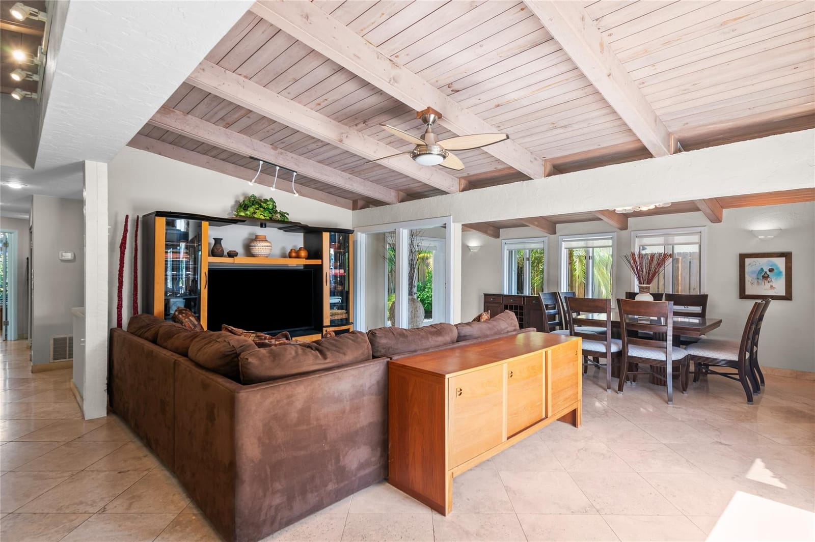 2309 NE 20th Avenue, Wilton Manors, FL 33305 photo 14