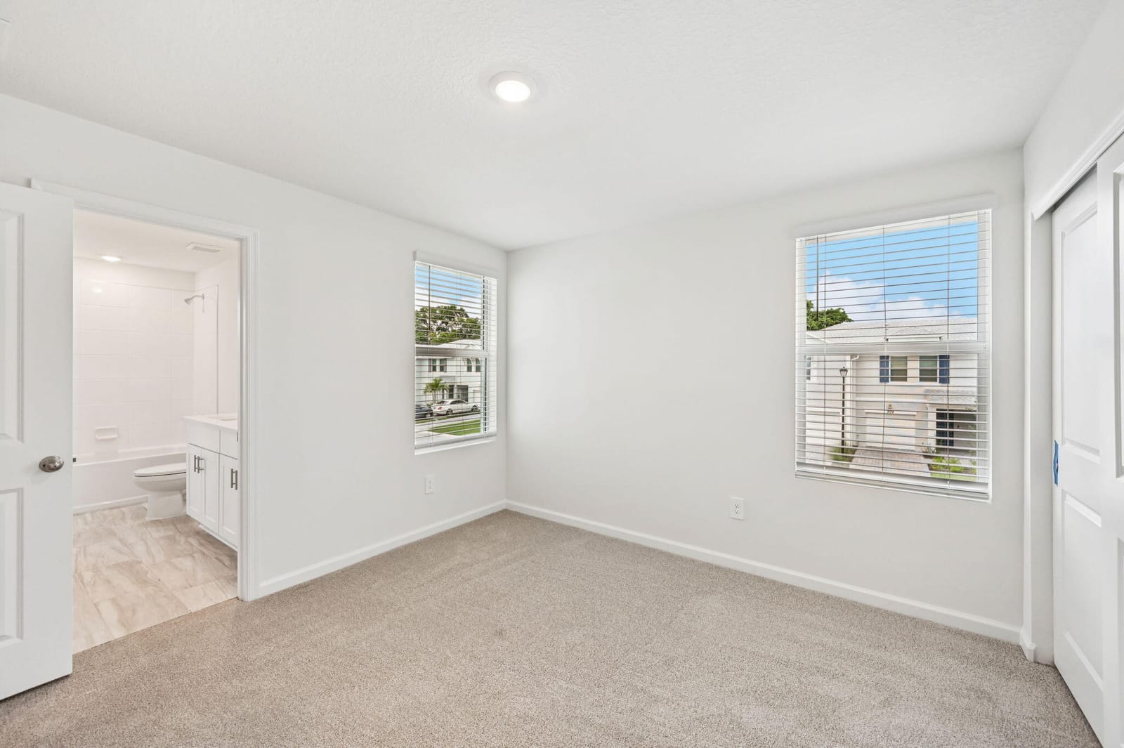541 Salisbury Circle, Fort Pierce, FL 34982 photo 24