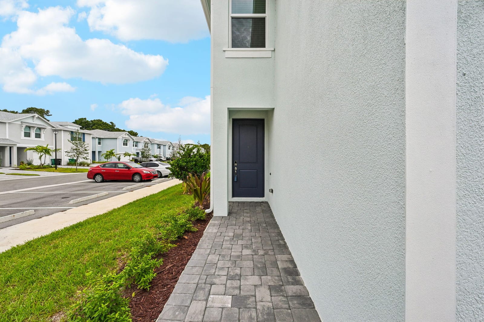 541 Salisbury Circle — photo 5