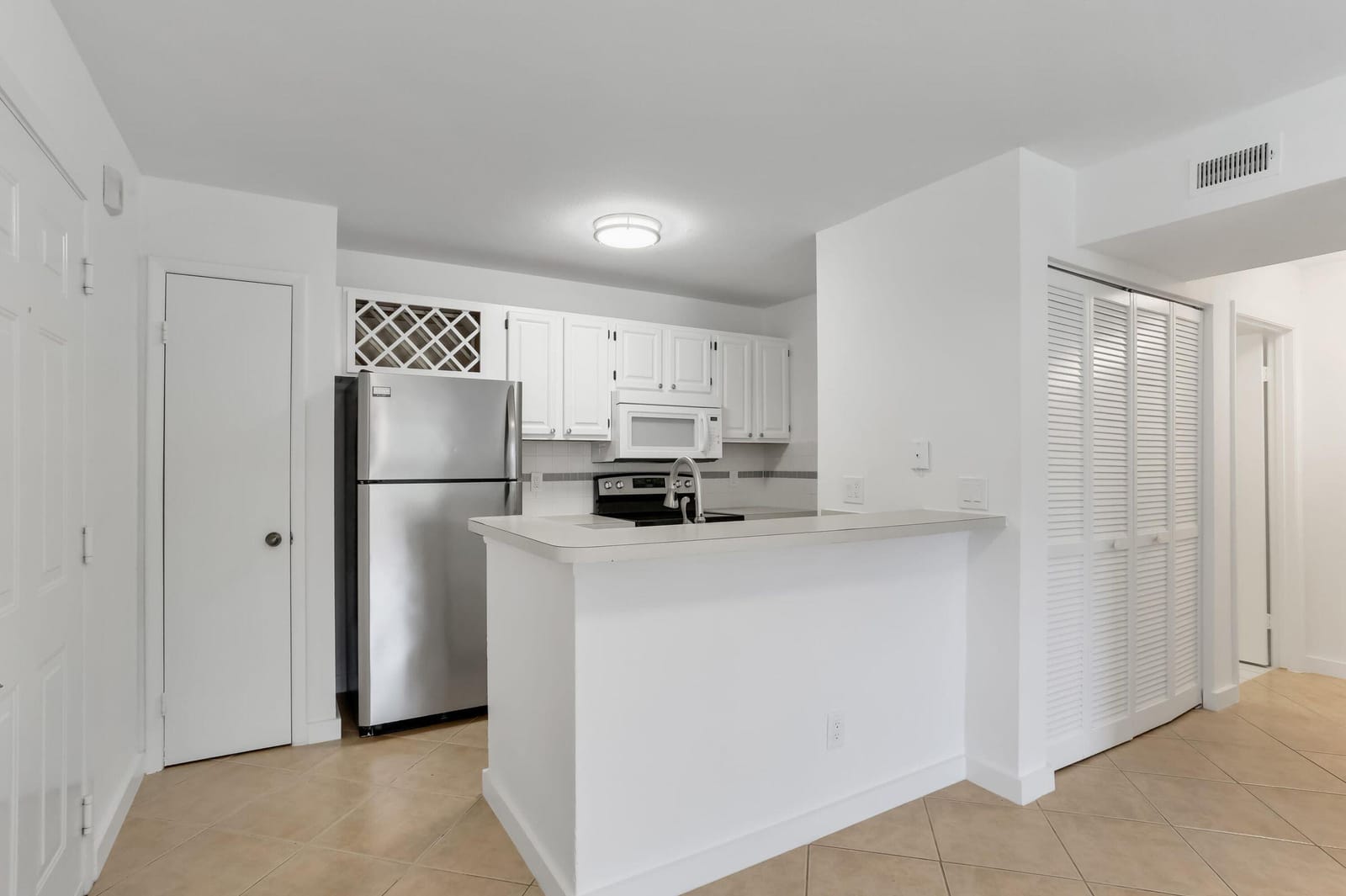 1780 Palm Cove Boulevard 6-101, Delray Beach, FL 33445 photo 11