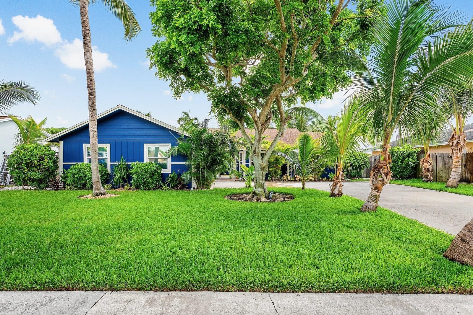 5357 Sandhurst Circle N, Lake Worth, FL 33463 photo 17