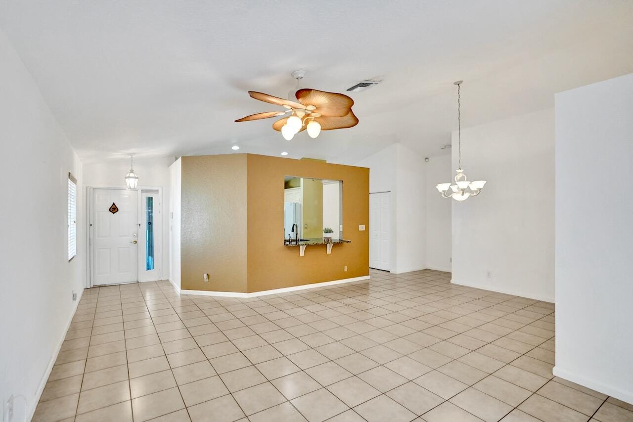 8140 Palm Gate Drive, Boynton Beach, FL 33436 photo 14