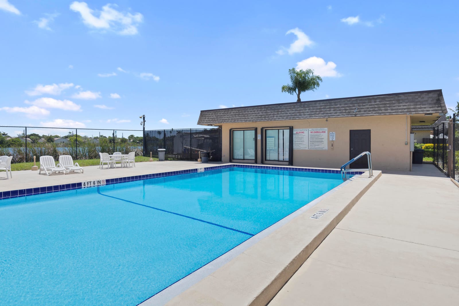 2804 Waterview Circle, Palm Springs, FL 33461 photo 30