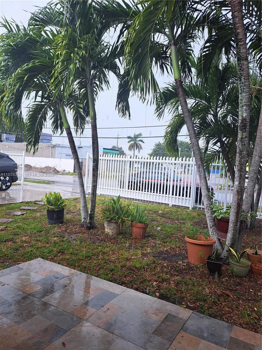 3900 SW 30th Street, West Park, FL 33023