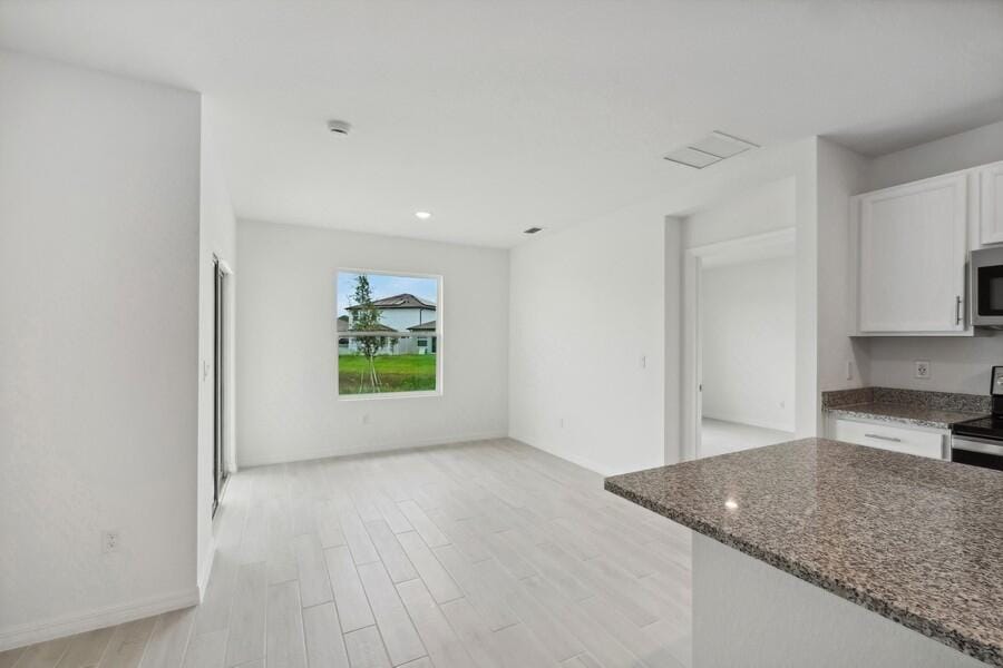 5041 Armina Place 126 — photo 7