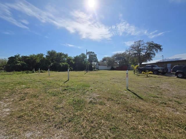 0 SE Primrose Way, Port Salerno, FL 34997