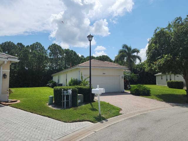 309 SW Coconut Key Way, sold in Lakeforest Pointe, Port St Lucie, FL