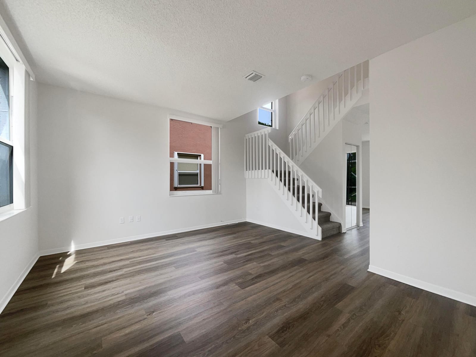 15117 NW 8th Street — photo 3