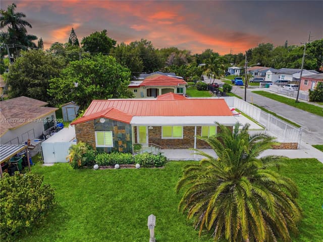 1520 NW 93rd Street, sold in Flamingo Village, Miami, FL