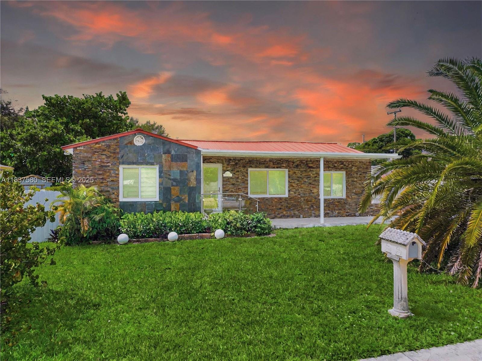 1520 NW 93rd Street — photo 3