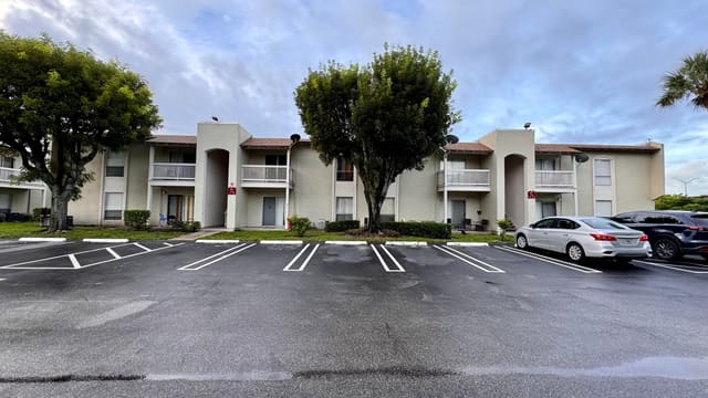1500 N Congress Avenue A14, sold in Cross Creek Condo, West Palm Beach, FL