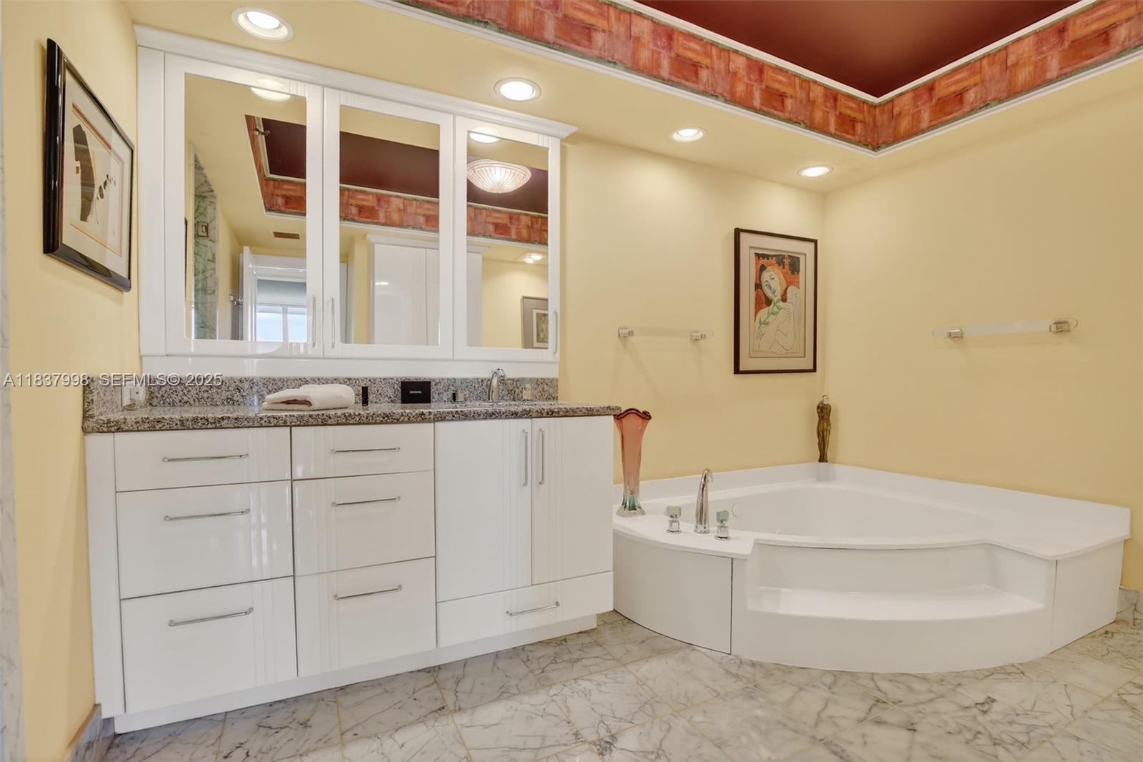 20281 E Country Club Drive 1801, Aventura, FL 33180 photo 26