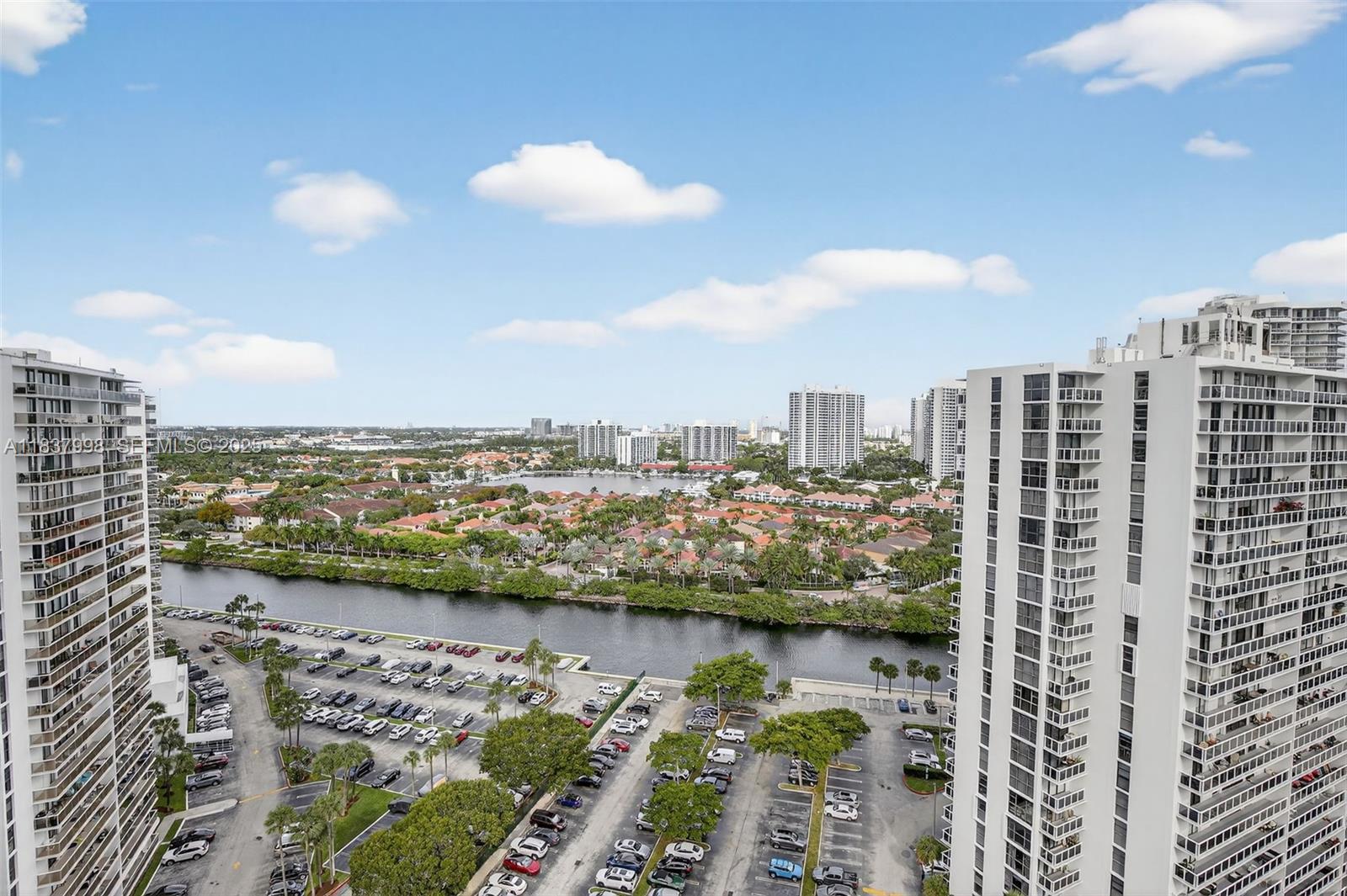 20281 E Country Club Drive 1801, Aventura, FL 33180 photo 30