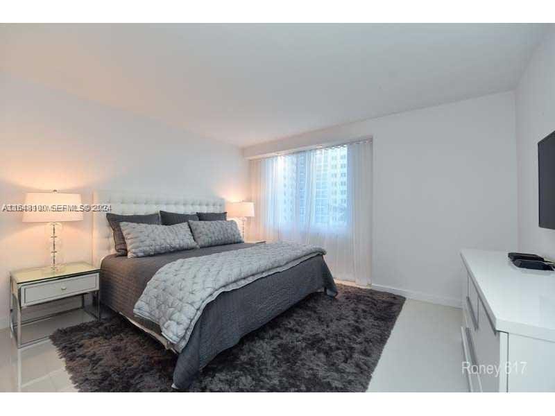 2301 Collins Avenue 617 — photo 5