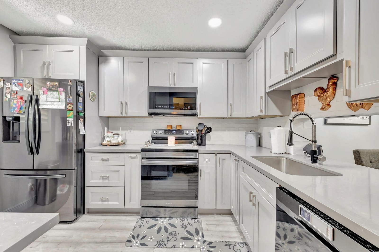 8799 Holly Court 202 — photo 5