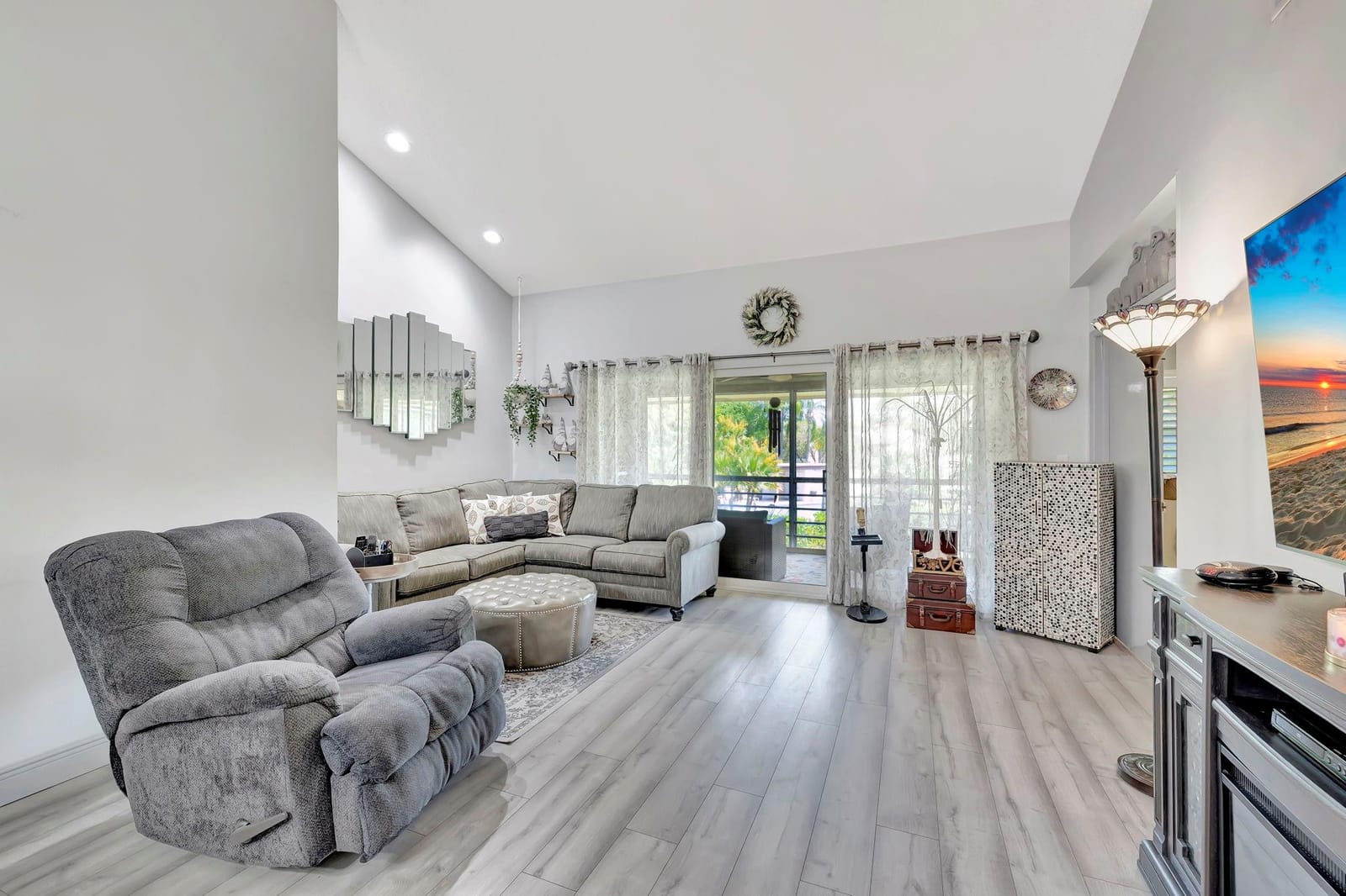 8799 Holly Court 202 — photo 9