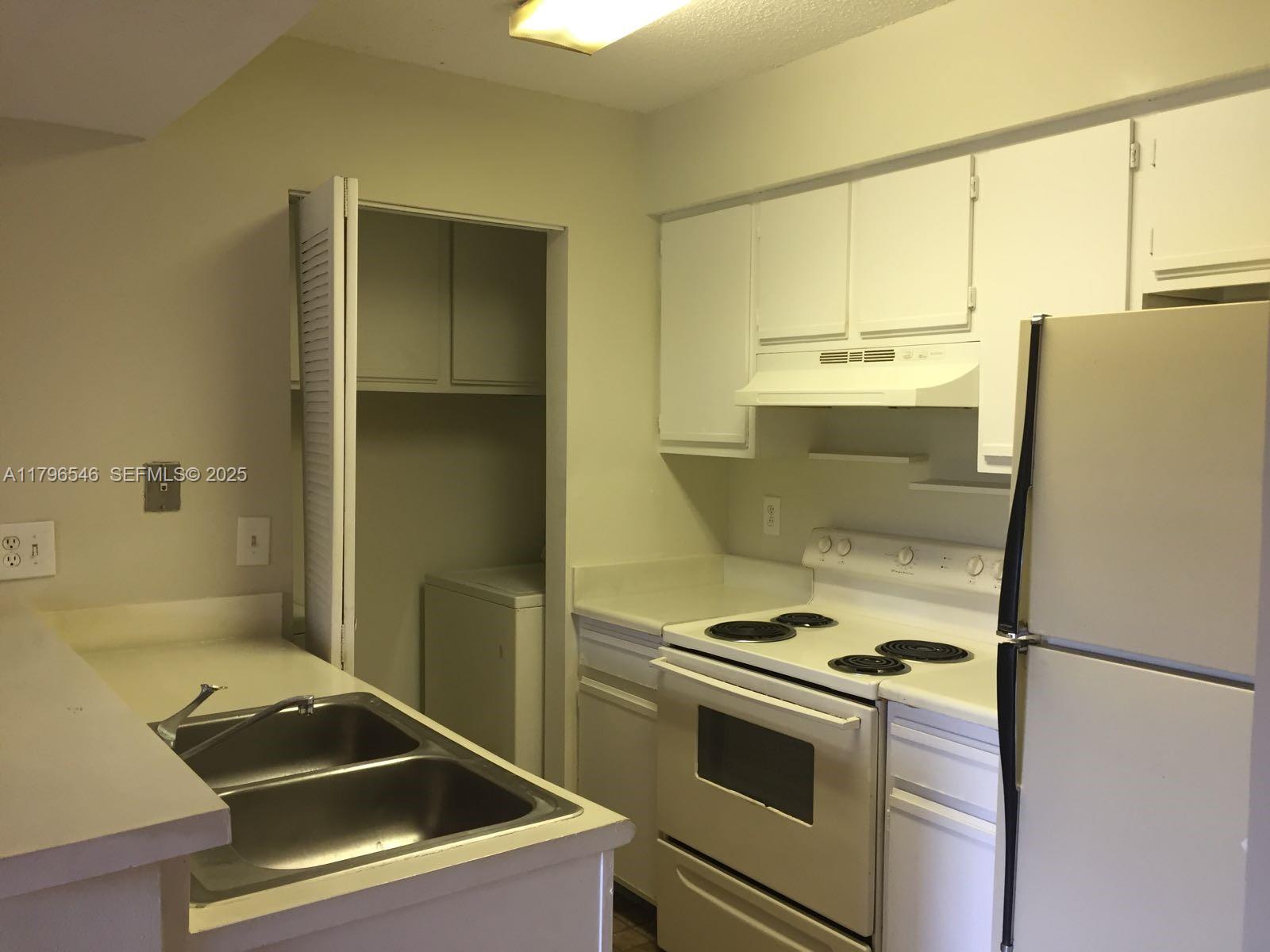 1225 SW 46th Avenue 211, Pompano Beach, FL 33069, Pompano Beach