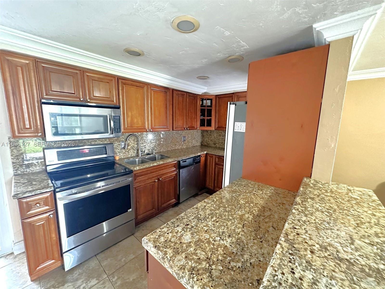 6707 Brookline Drive 6707, Hialeah, FL 33015 photo 3