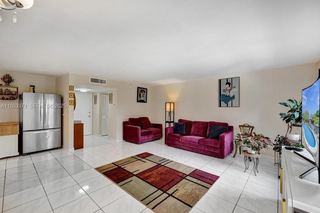 200 Diplomat Parkway 423, Hallandale Beach, FL 33009 photo 17