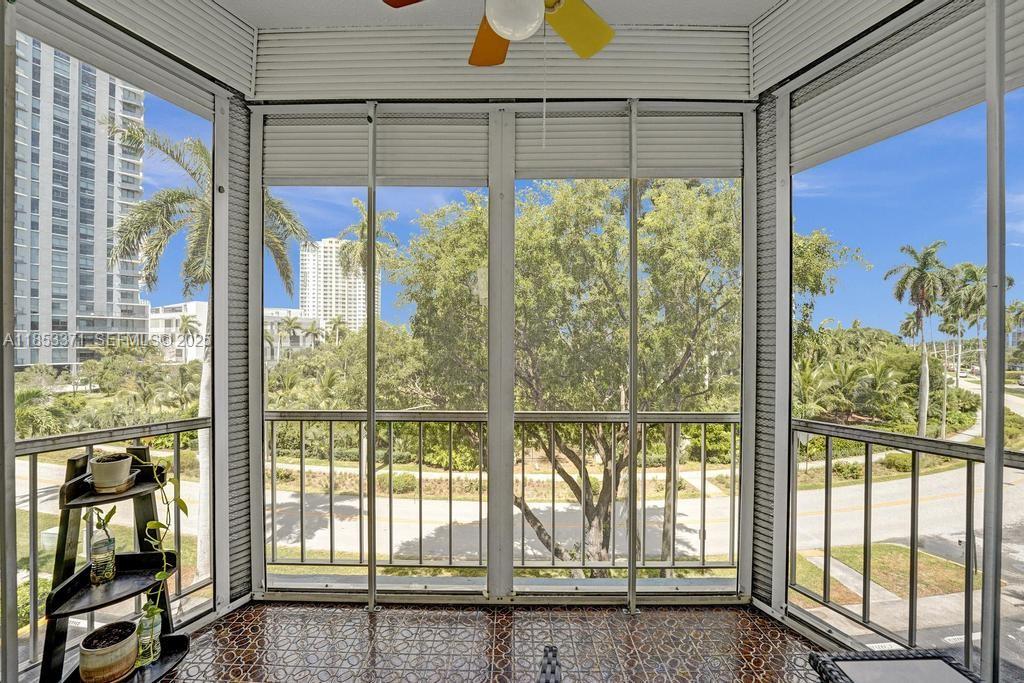 200 Diplomat Parkway 423, Hallandale Beach, FL 33009 photo 22